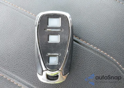 2018 Chevrolet Traverse Ls из США, поврежденный, VIN 1GNERFKW6JJ267131